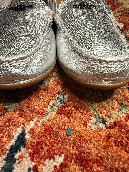 Coach SILVER ONLY with emblem leather flats.  Like new condition size 8 - Picture 4 of 5